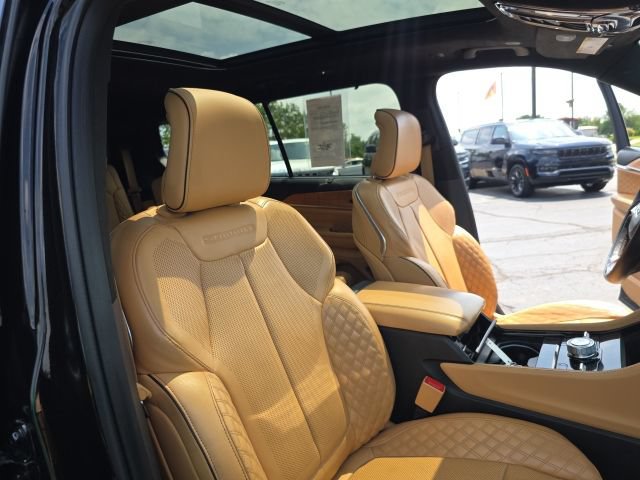 Used 2021 Jeep Grand Cherokee L Summit AWD/4WD image 53