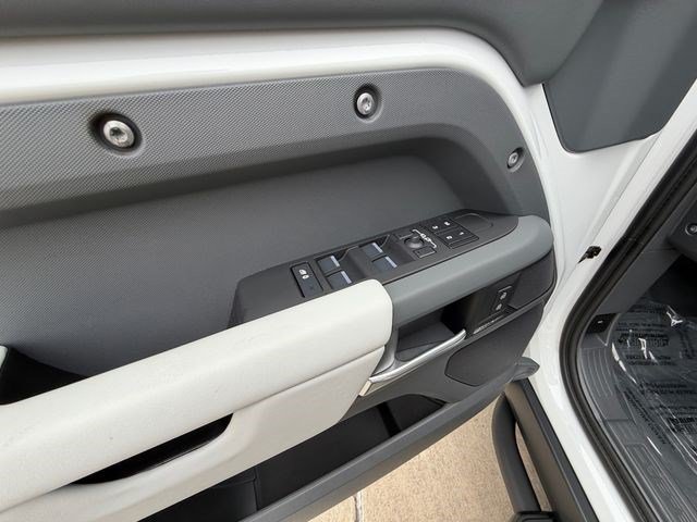 New 2026 Land Rover Defender 110 S AWD/4WD image 11