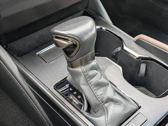 Used 2023 Lexus ES 350 w/ Accessory Package (Z2) image 12