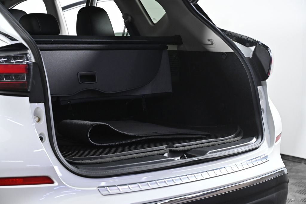 Used 2022 Nissan Murano Platinum w/ Cargo Package image 36