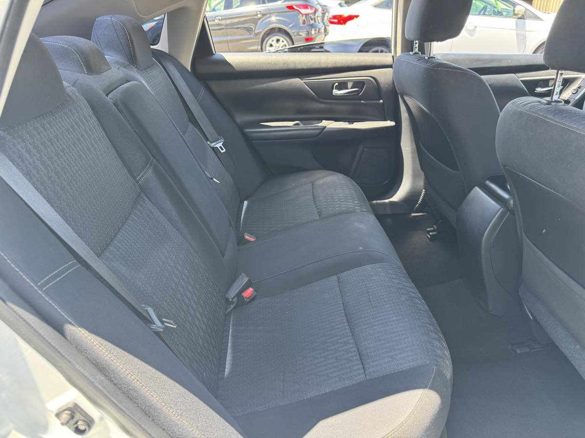 Used 2016 Nissan Altima 2.5 S w/ Power Driver Seat Package FWD image 15