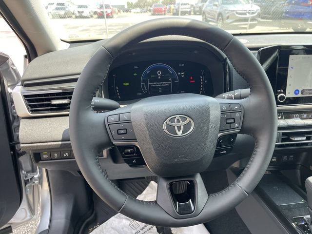 Used 2026 Toyota Camry LE w/ Convenience Package FWD image 14