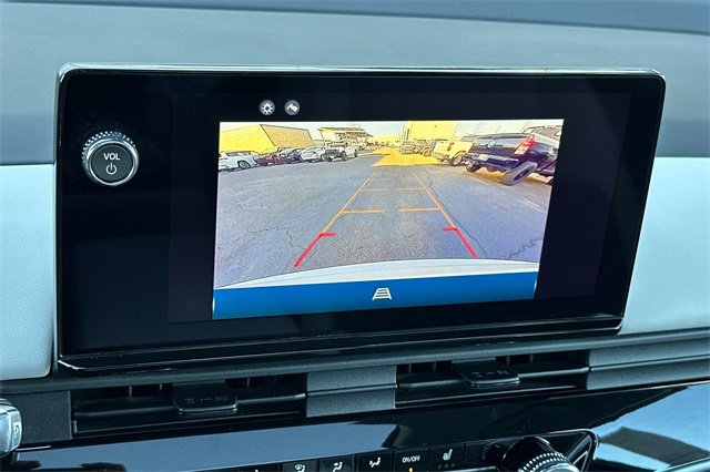 Used 2024 Honda Prologue Touring image 3