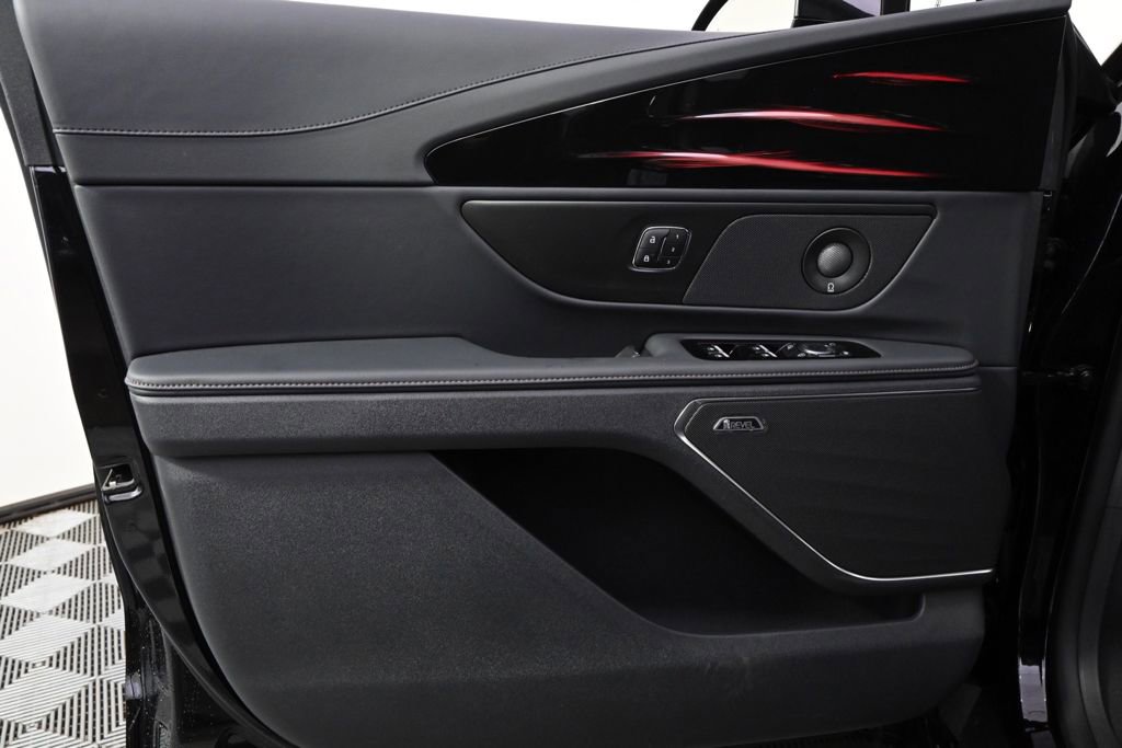 New 2026 Lincoln Nautilus Reserve w/ Jet Appearance Package image 20