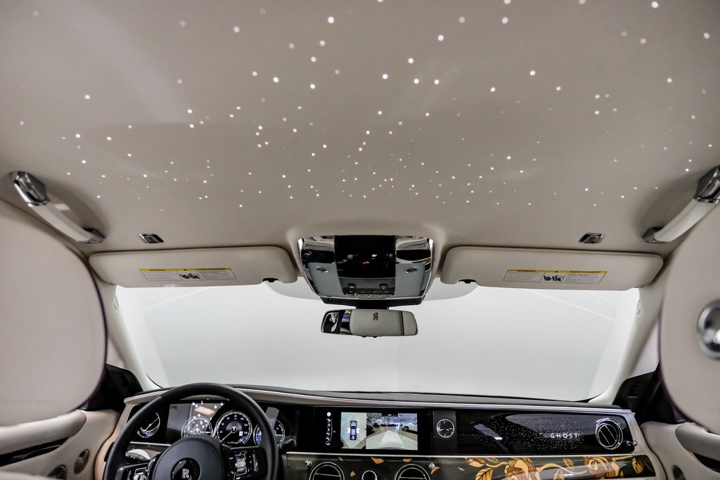 Used 2024 Rolls-Royce Ghost image 34