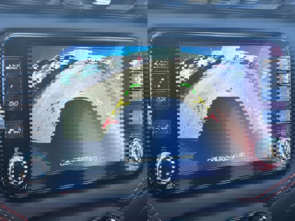 New 2025 Nissan Versa SR w/ Trunk Package image 20