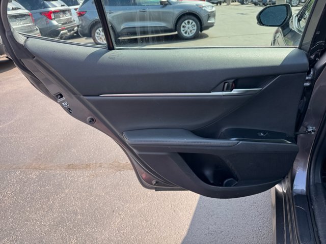 Used 2019 Toyota Camry XLE FWD image 27