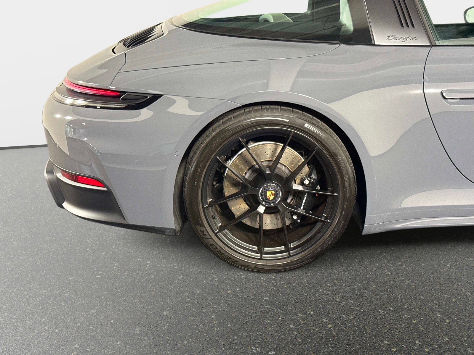 Used 2025 Porsche 911 Targa 4 GTS image 23