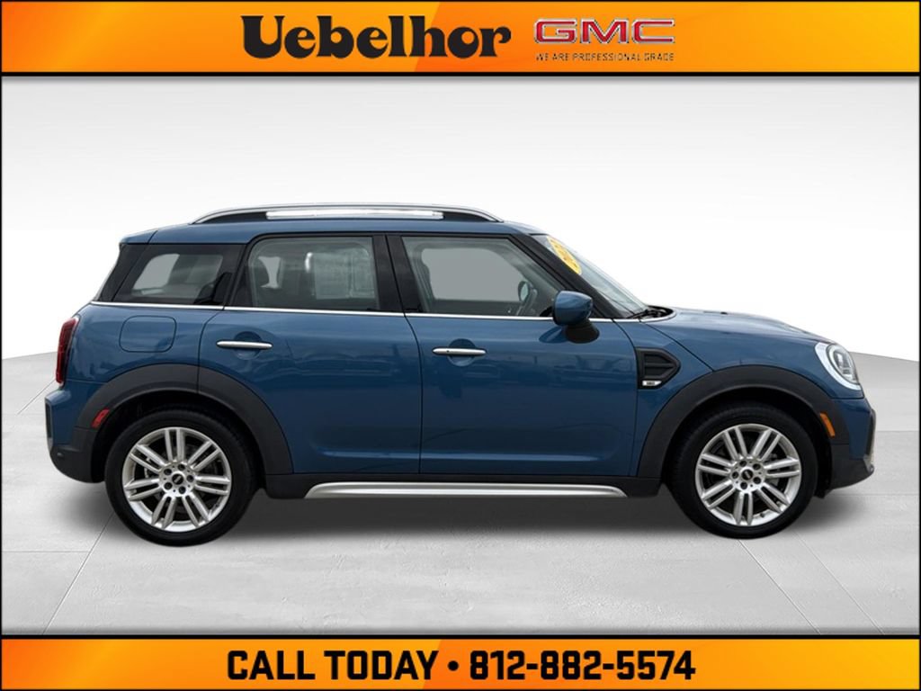 Used 2022 MINI Cooper Countryman FWD image 3