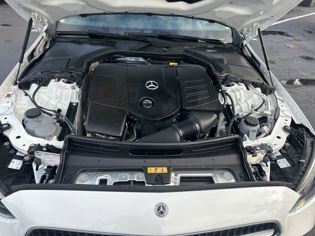 Used 2025 Mercedes-Benz C 300 Sedan image 17