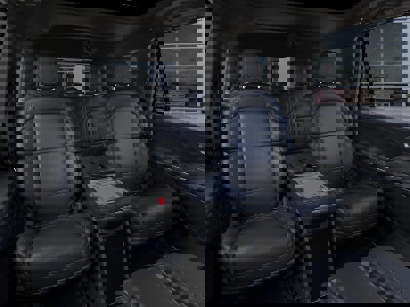 New 2025 Lincoln Navigator Reserve w/ Jet Appearance Package image 11