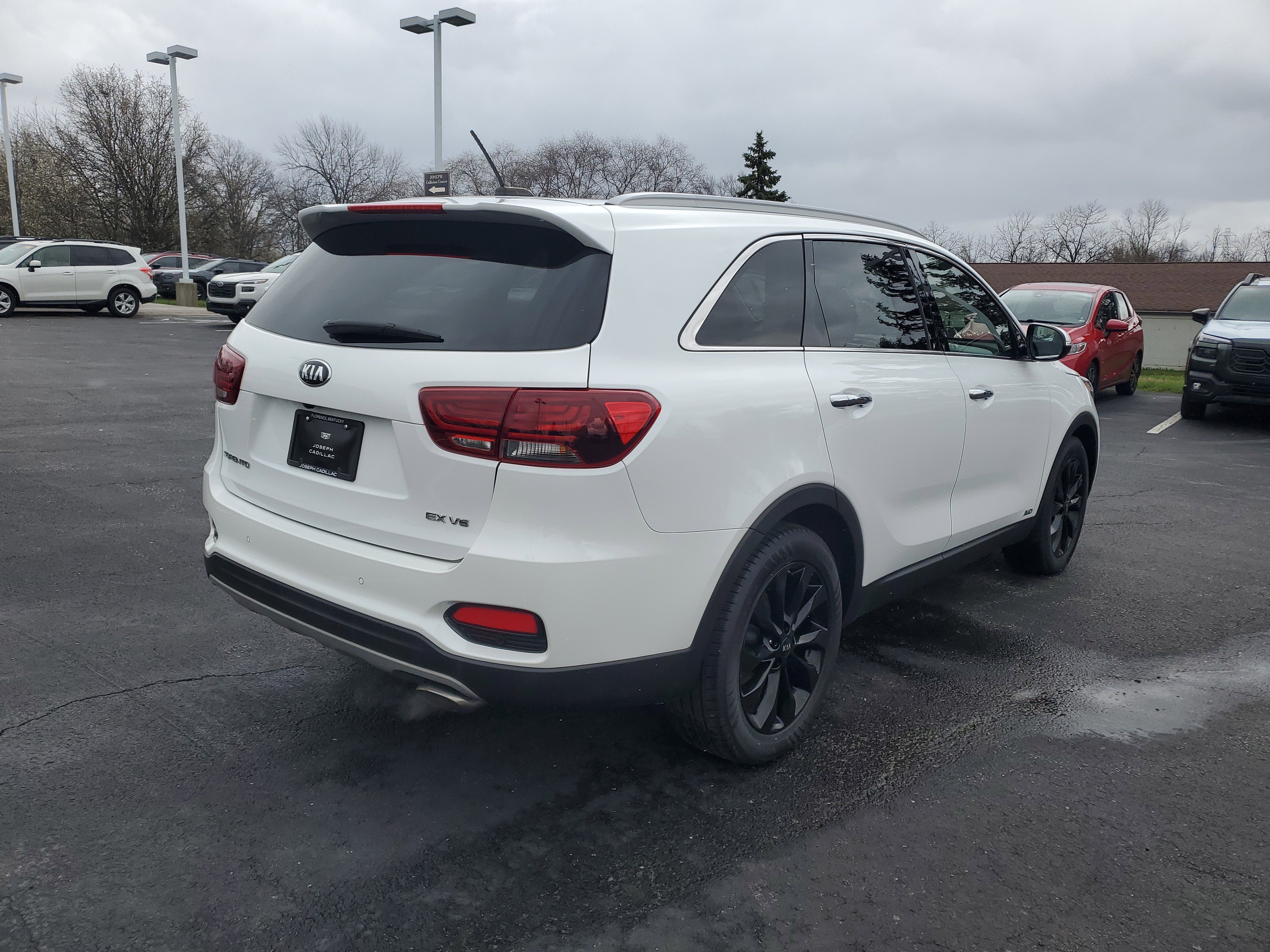Used 2020 Kia Sorento EX image 3