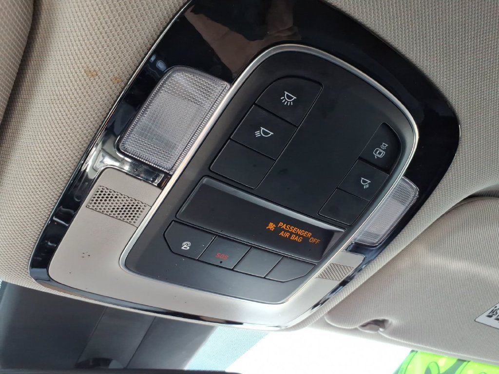 Used 2022 Hyundai Santa Fe SEL w/ Convenience Package FWD image 26