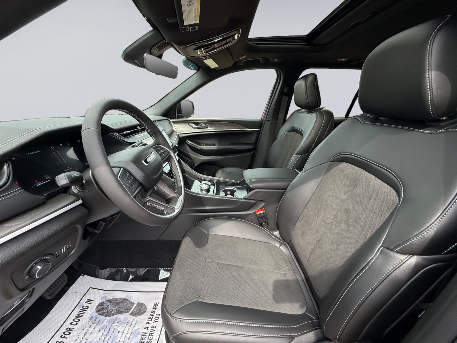 New 2027 Jeep Grand Cherokee 4WD image 9