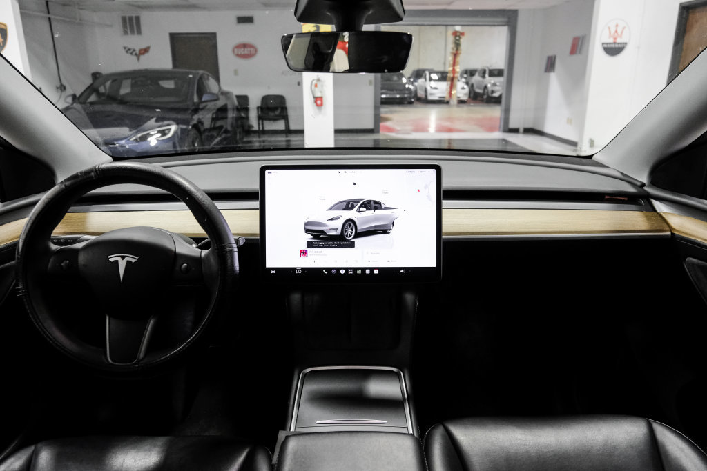 Used 2023 Tesla Model Y Long Range AWD/4WD image 16