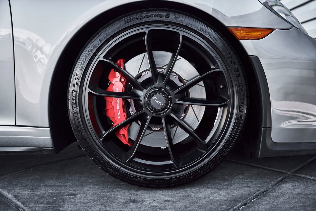Used 2018 Porsche 911 GT3 w/ Sport Chrono Package RWD image 23