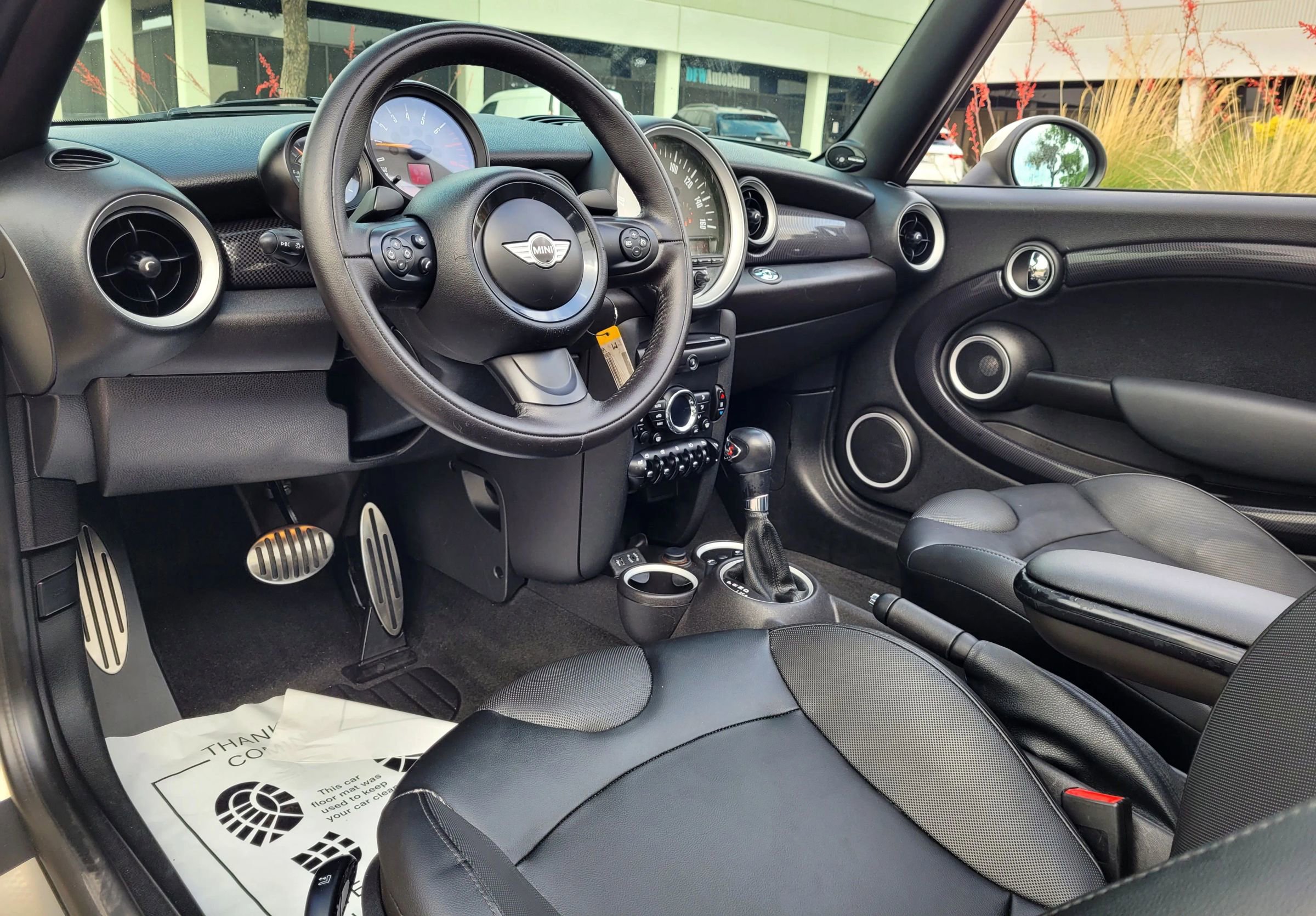 Used 2015 MINI Cooper S image 21