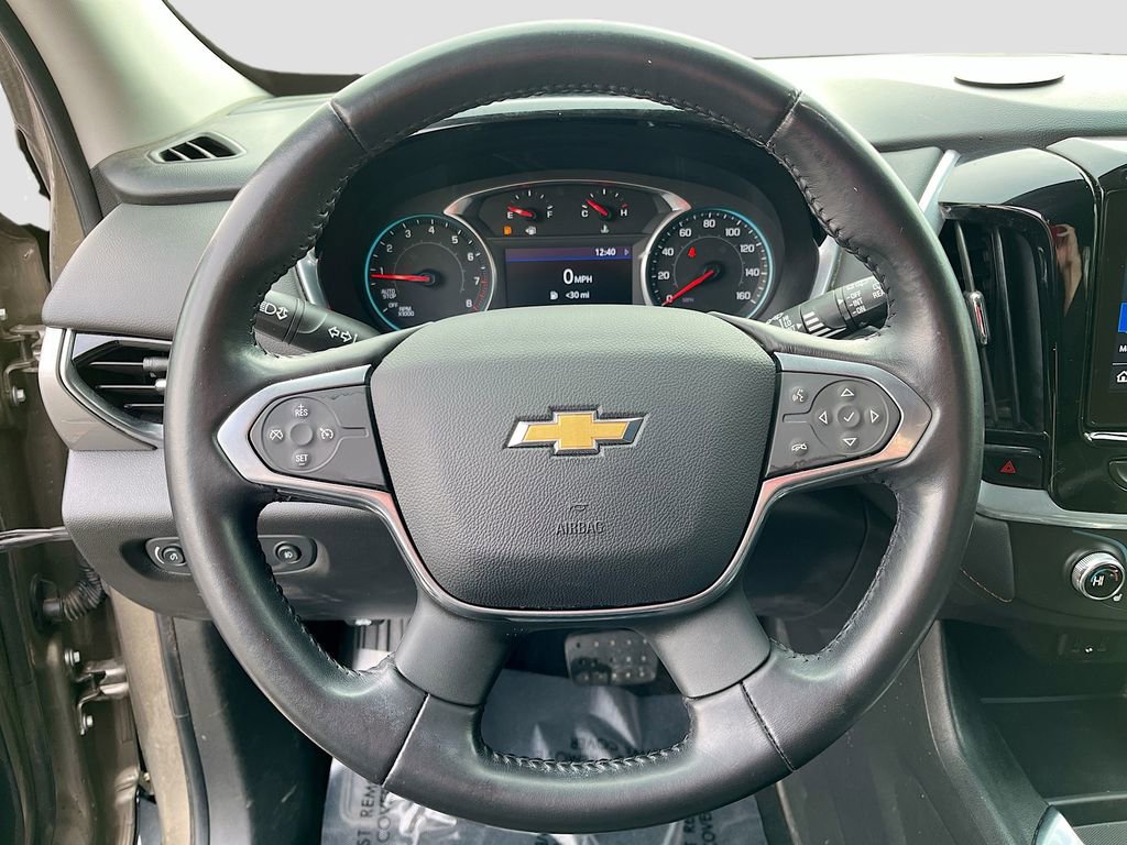 Used 2020 Chevrolet Traverse LT image 11