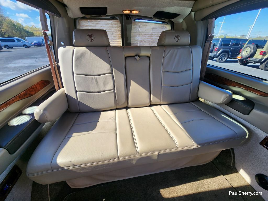Used 2021 Chevrolet Express 2500 LS w/ Enhanced Convenience Package image 7