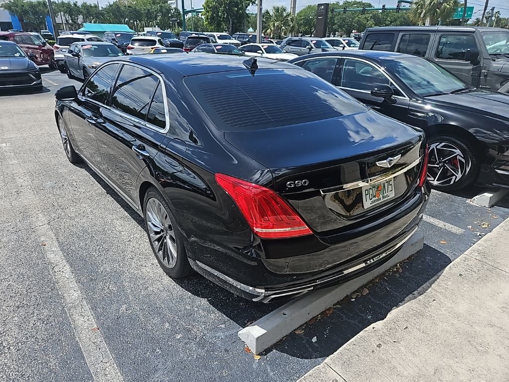 Used 2017 Genesis G90 3.3T Premium image 4