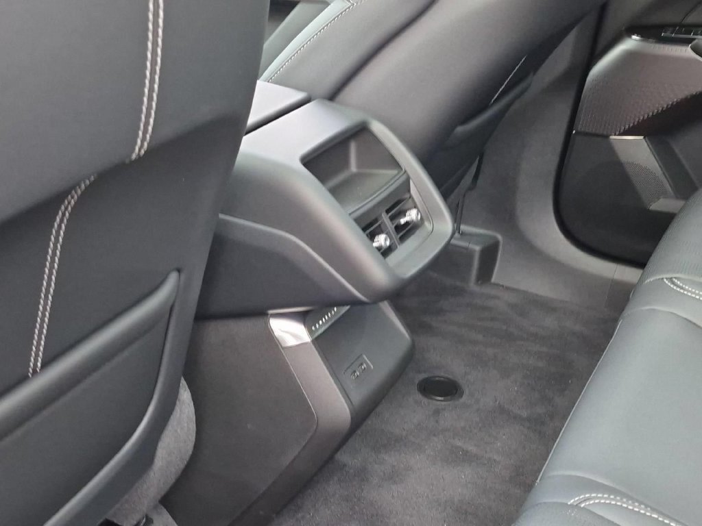 New 2027 Cadillac Lyriq Sport RWD image 20