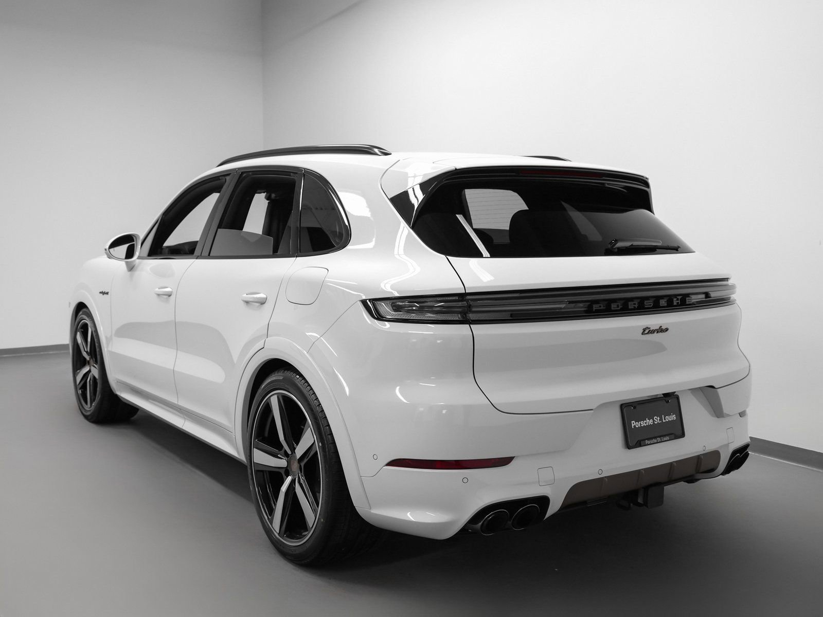 New 2026 Porsche Cayenne Turbo AWD/4WD image 3