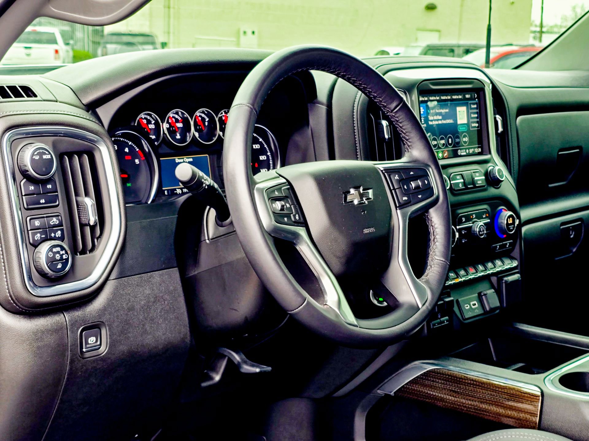 Used 2022 Chevrolet Silverado 3500 LT w/ All Star Edition image 7