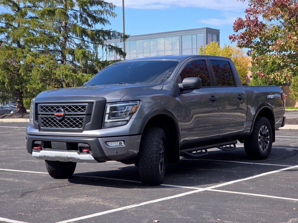 Used 2022 Nissan Titan PRO-4X w/ Pro-4x Utility Package AWD/4WD image 19
