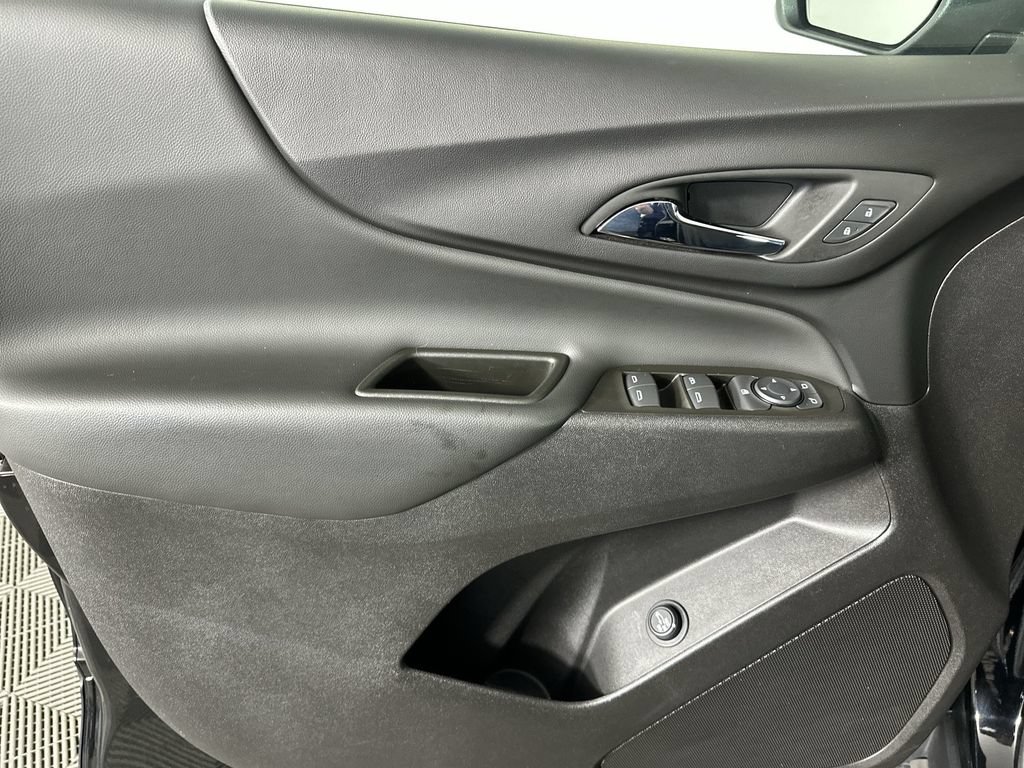Certified 2024 Chevrolet Equinox LT w/ LPO, Floor Liner Package FWD image 23