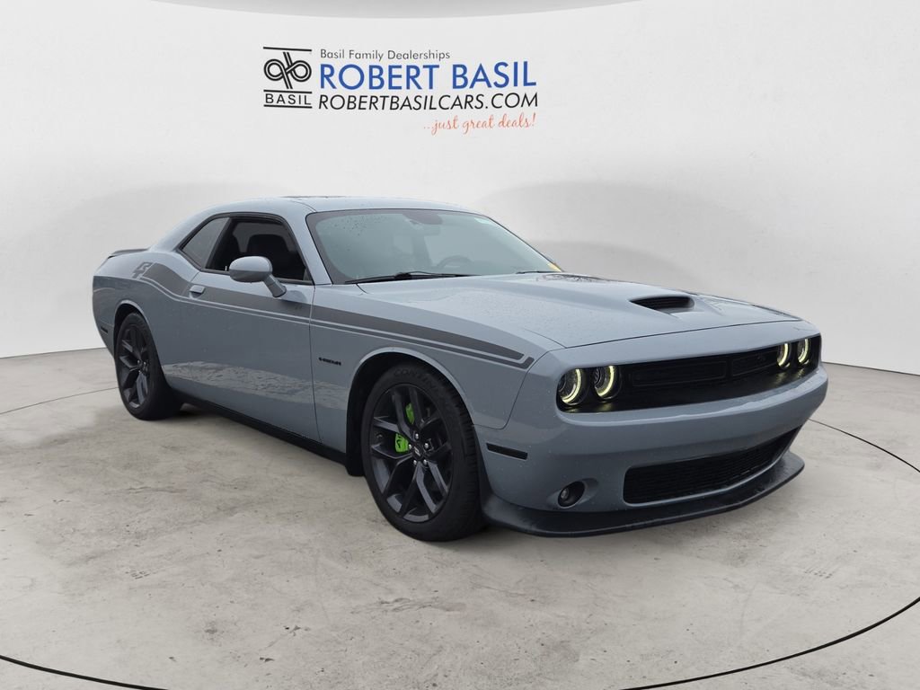 Used 2022 Dodge Challenger R/T w/ Driver Convenience Group image 7