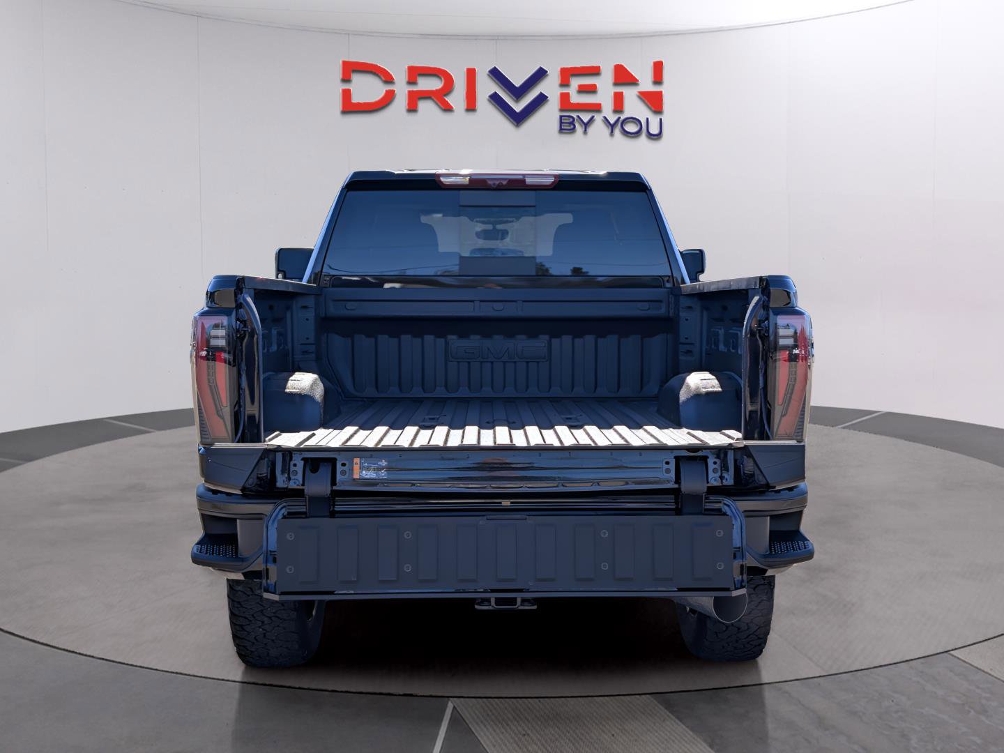 New 2026 GMC Sierra 2500 AT4 w/ AT4 Premium Plus Package AWD/4WD image 4