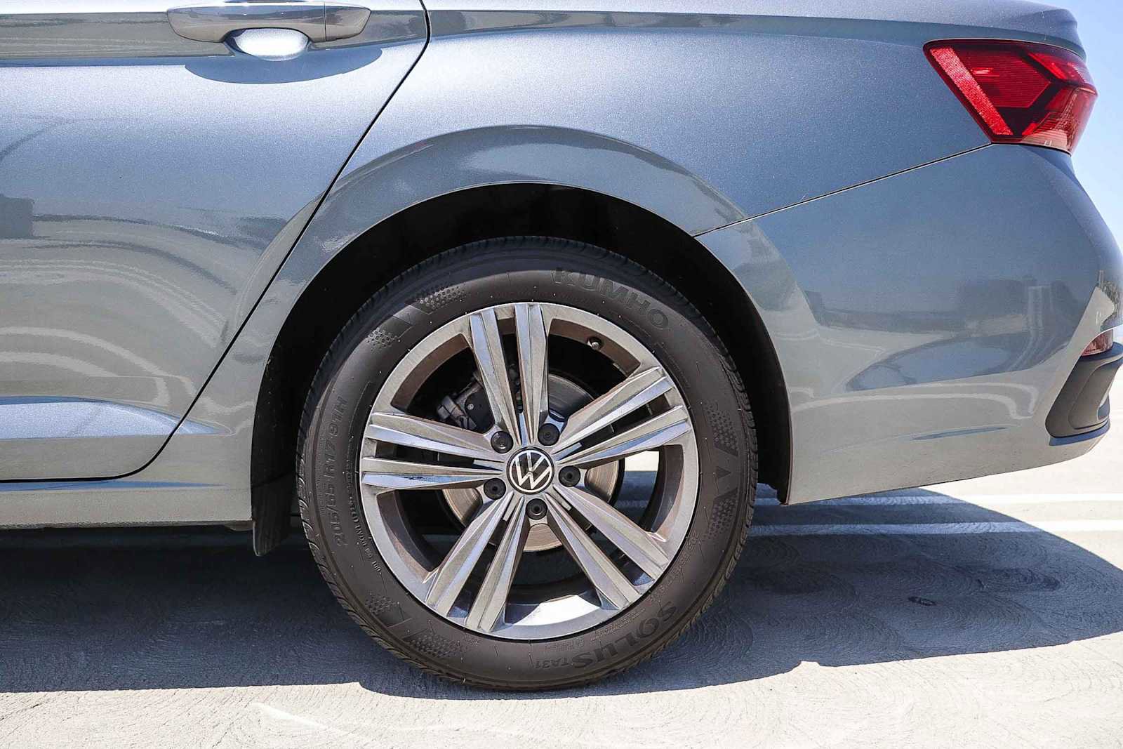 Certified 2023 Volkswagen Jetta SE FWD image 10