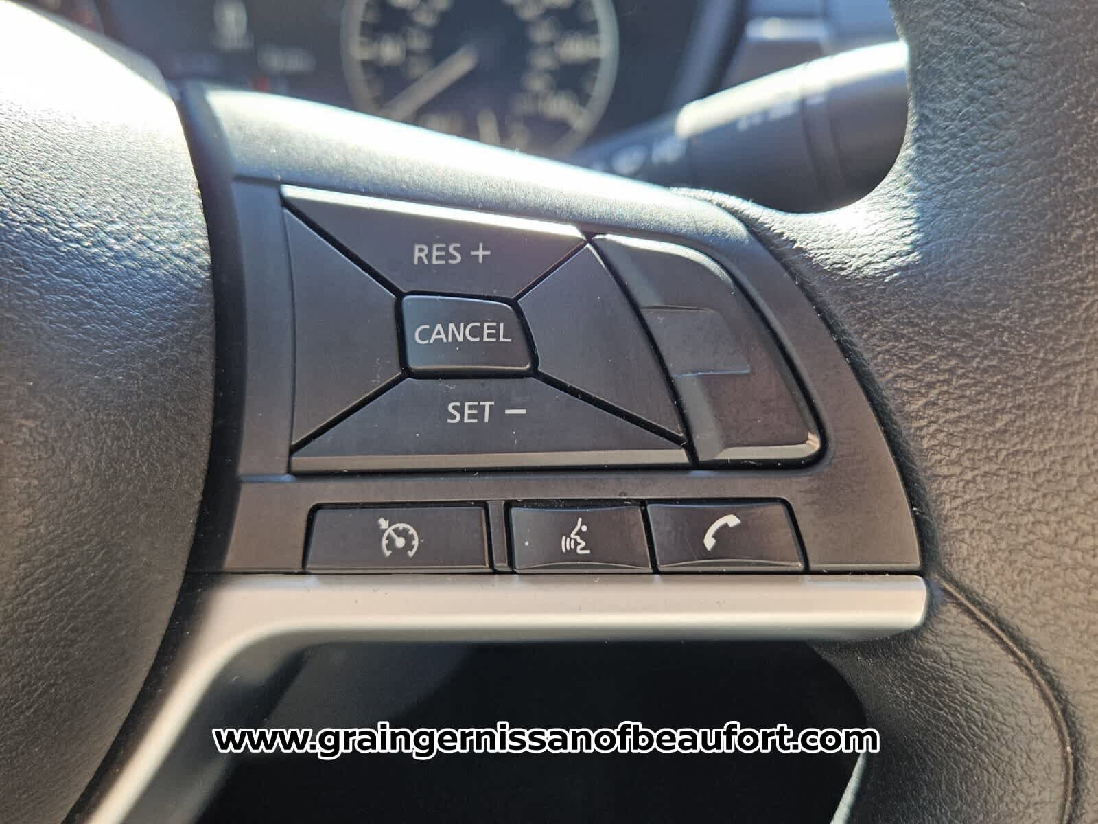 Used 2023 Nissan Altima 2.5 SV FWD image 13