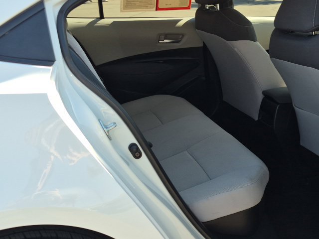 Used 2021 Toyota Corolla LE FWD image 18