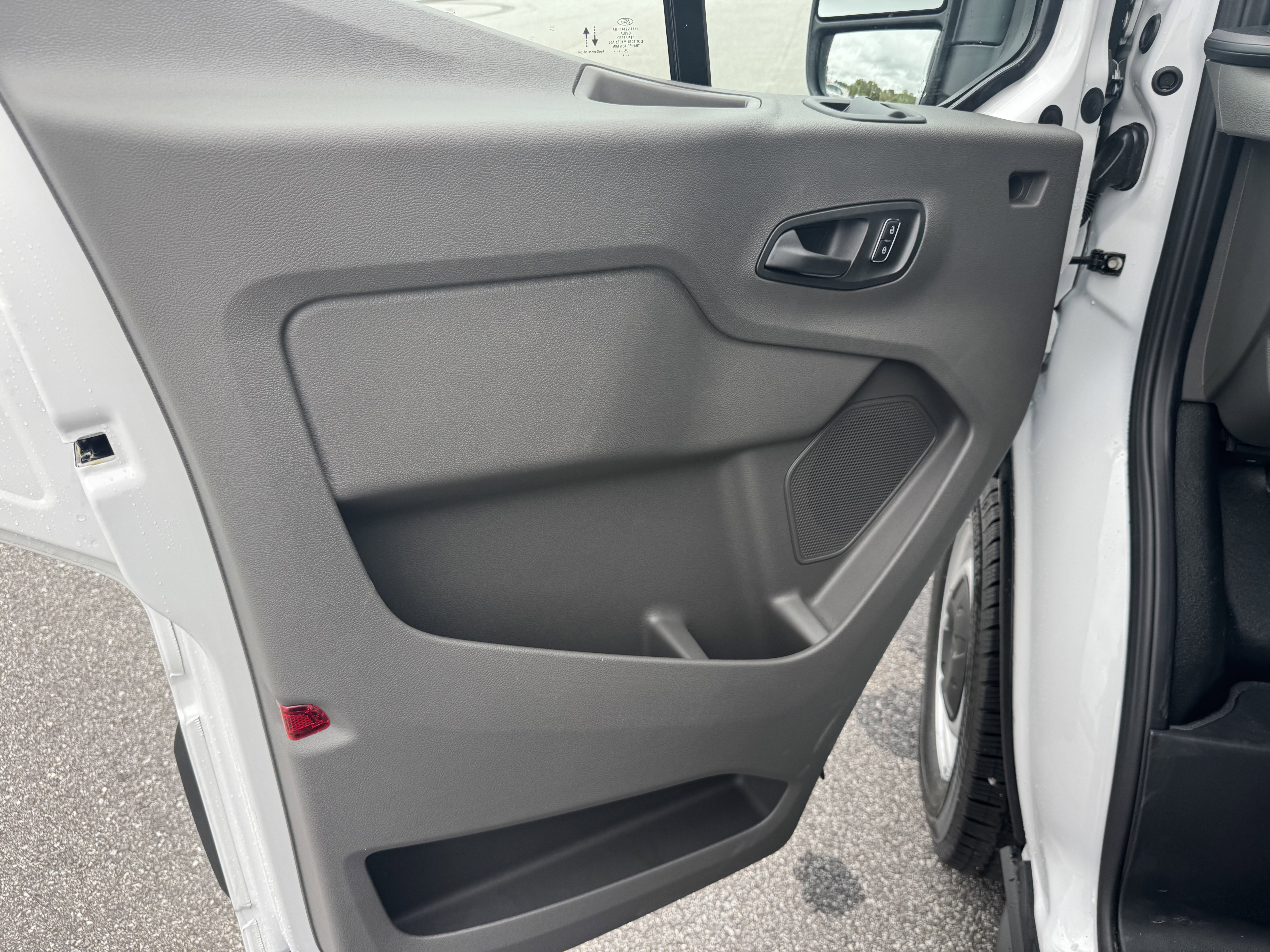 New 2026 Ford Transit 250 148 Medium Roof image 6