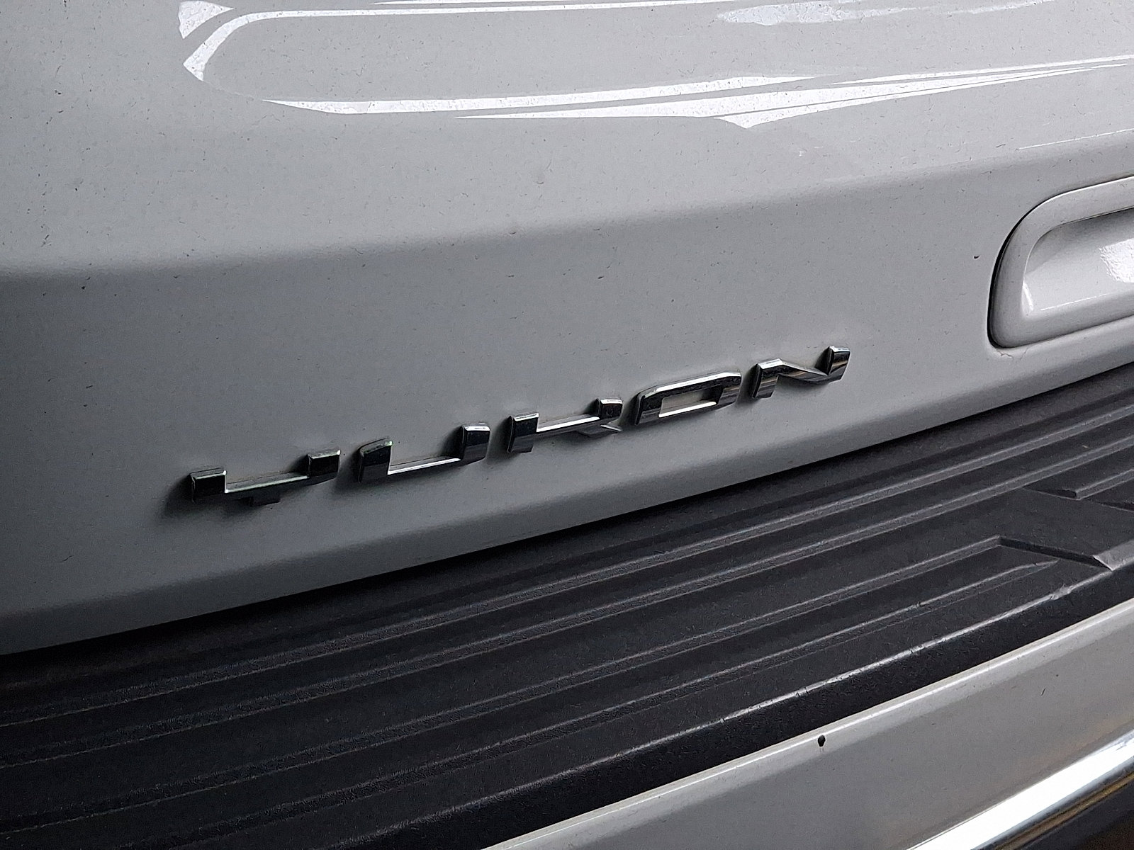 Used 2024 GMC Yukon SLT image 9