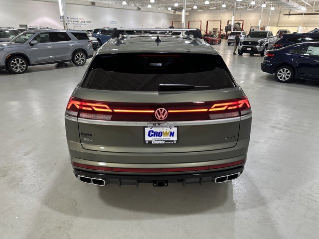 New 2026 Volkswagen Atlas Cross Sport SEL Premium R-Line image 8
