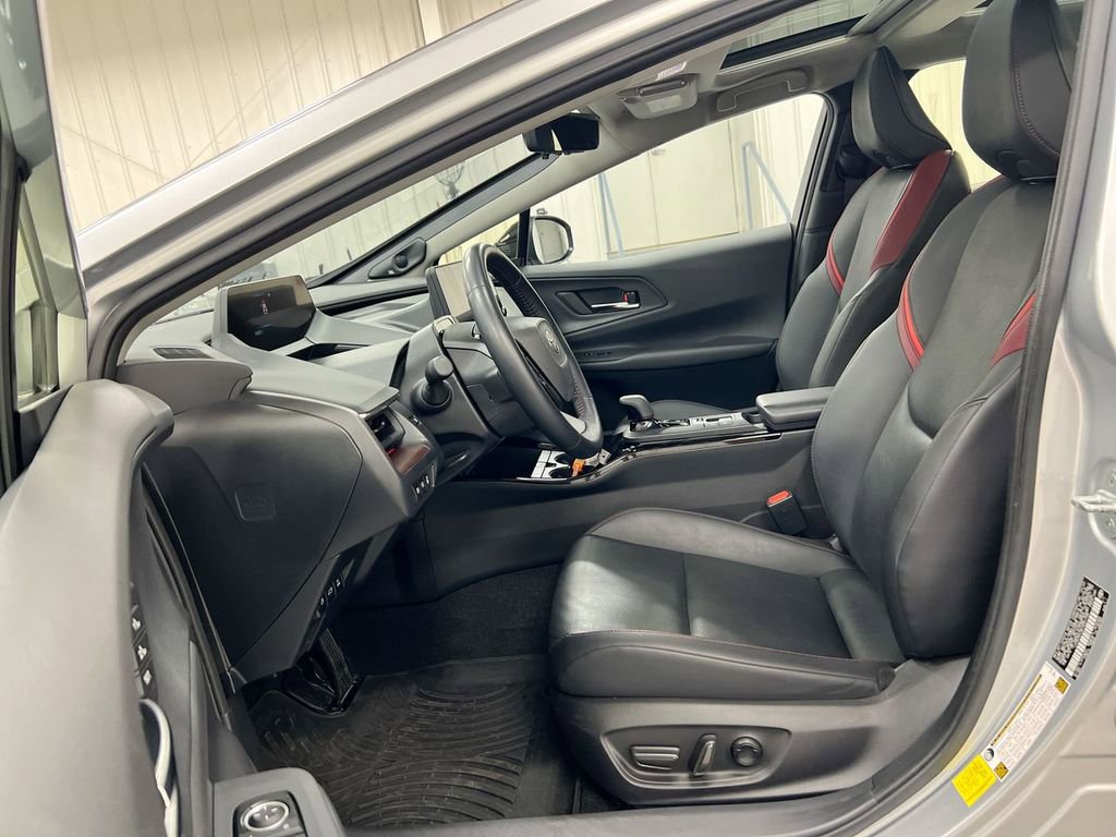 Used 2023 Toyota Prius Prime Premium w/ Advanced Technology Package FWD image 20