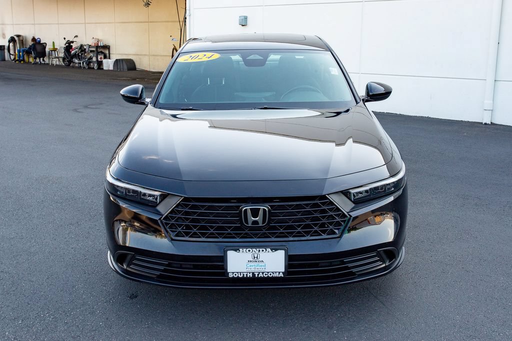 Used 2024 Honda Accord Sport image 4