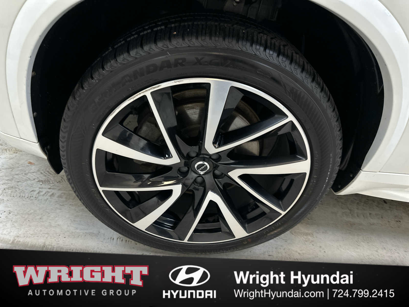 Used 2022 Volvo XC90 T6 Momentum w/ Advanced Package image 8