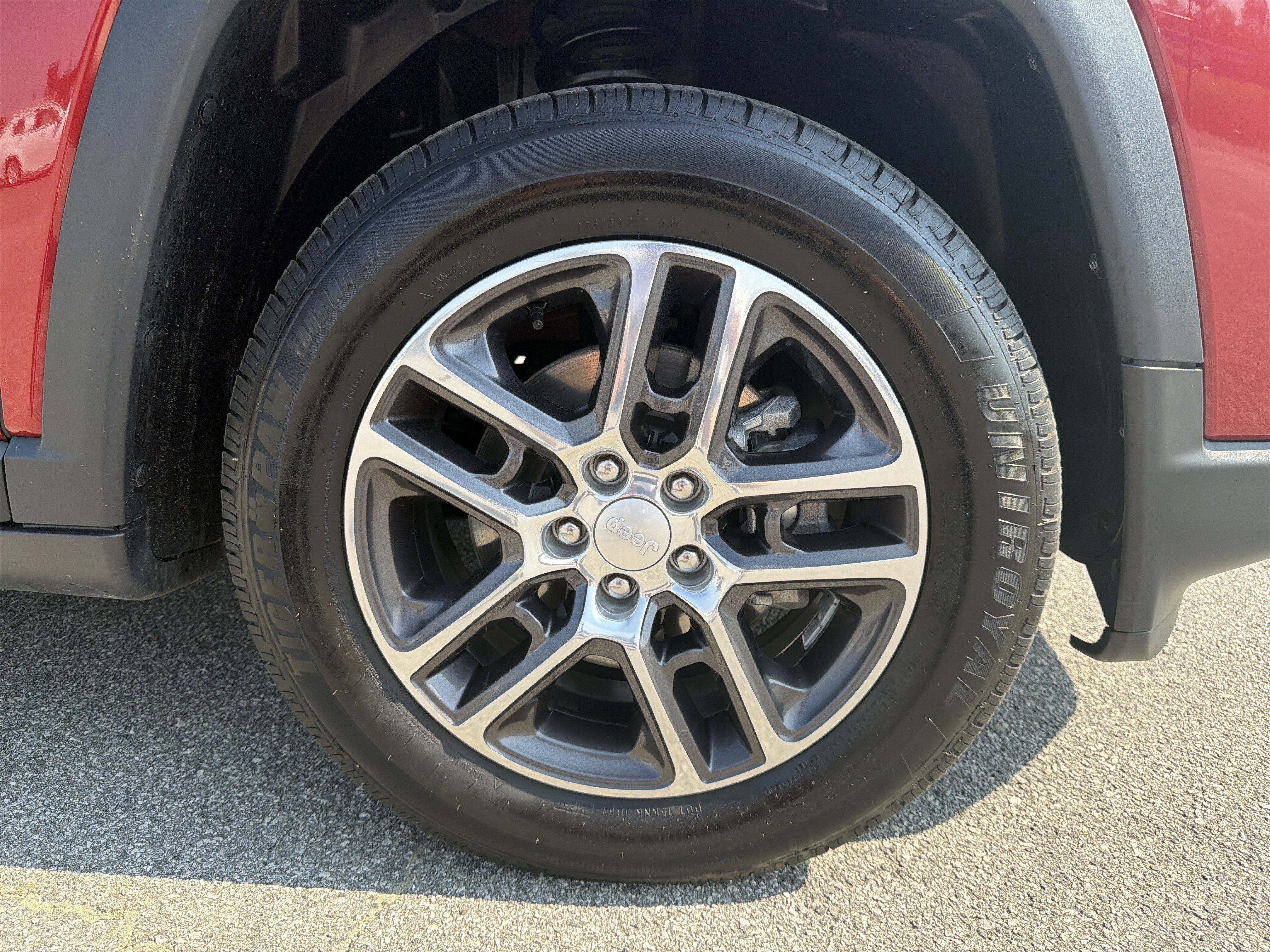 Used 2019 Jeep Compass Latitude w/ Popular Equipment Group image 13