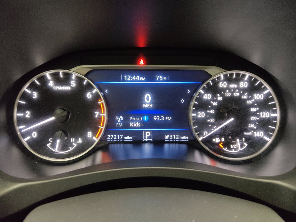 Used 2025 Nissan Altima 2.5 SV FWD image 23