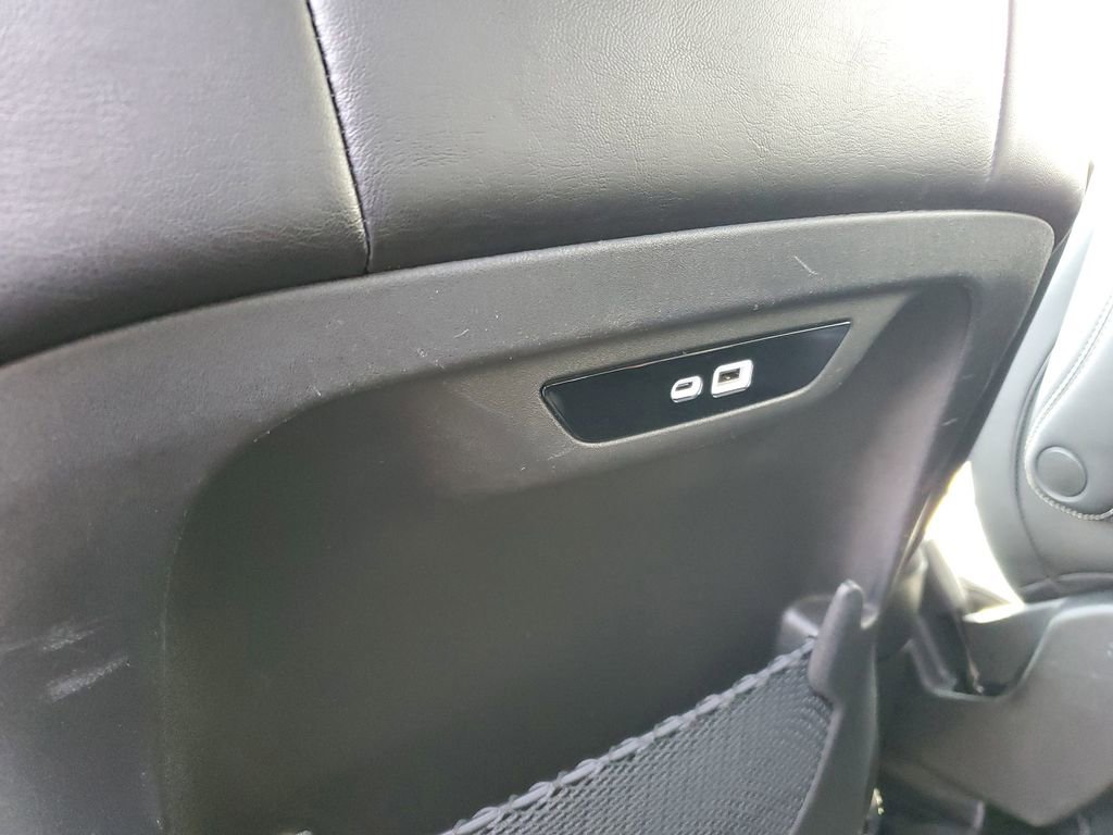Used 2025 Chrysler Pacifica Select FWD image 31