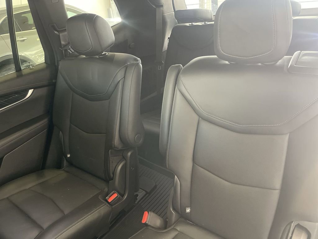 Certified 2024 Cadillac XT6 Premium Luxury w/ LPO, Floor Liner Package image 28