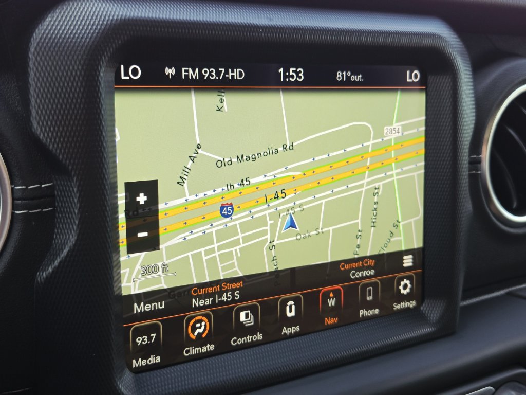 Used 2023 Jeep Wrangler Unlimited Sahara AWD/4WD image 22
