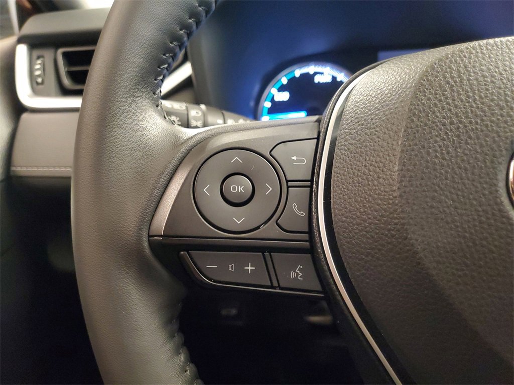 Certified 2022 Toyota RAV4 XLE Premium image 24