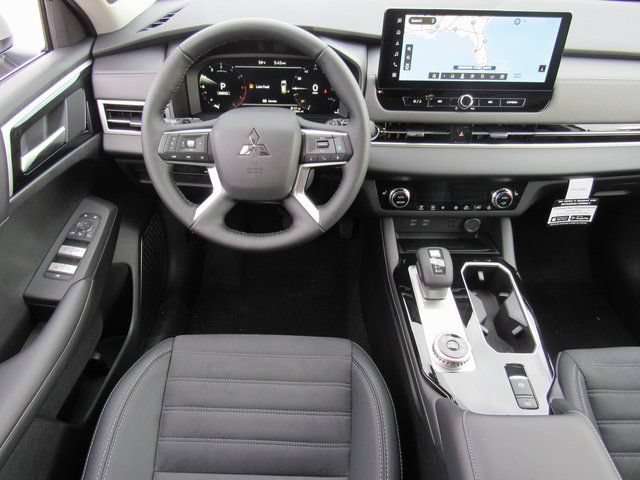 New 2026 Mitsubishi Outlander SE FWD image 10
