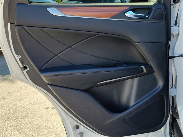 Used 2019 Lincoln MKC Select w/ Select Plus Package image 12