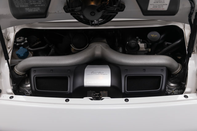 Used 2009 Porsche 911 Turbo AWD/4WD image 6