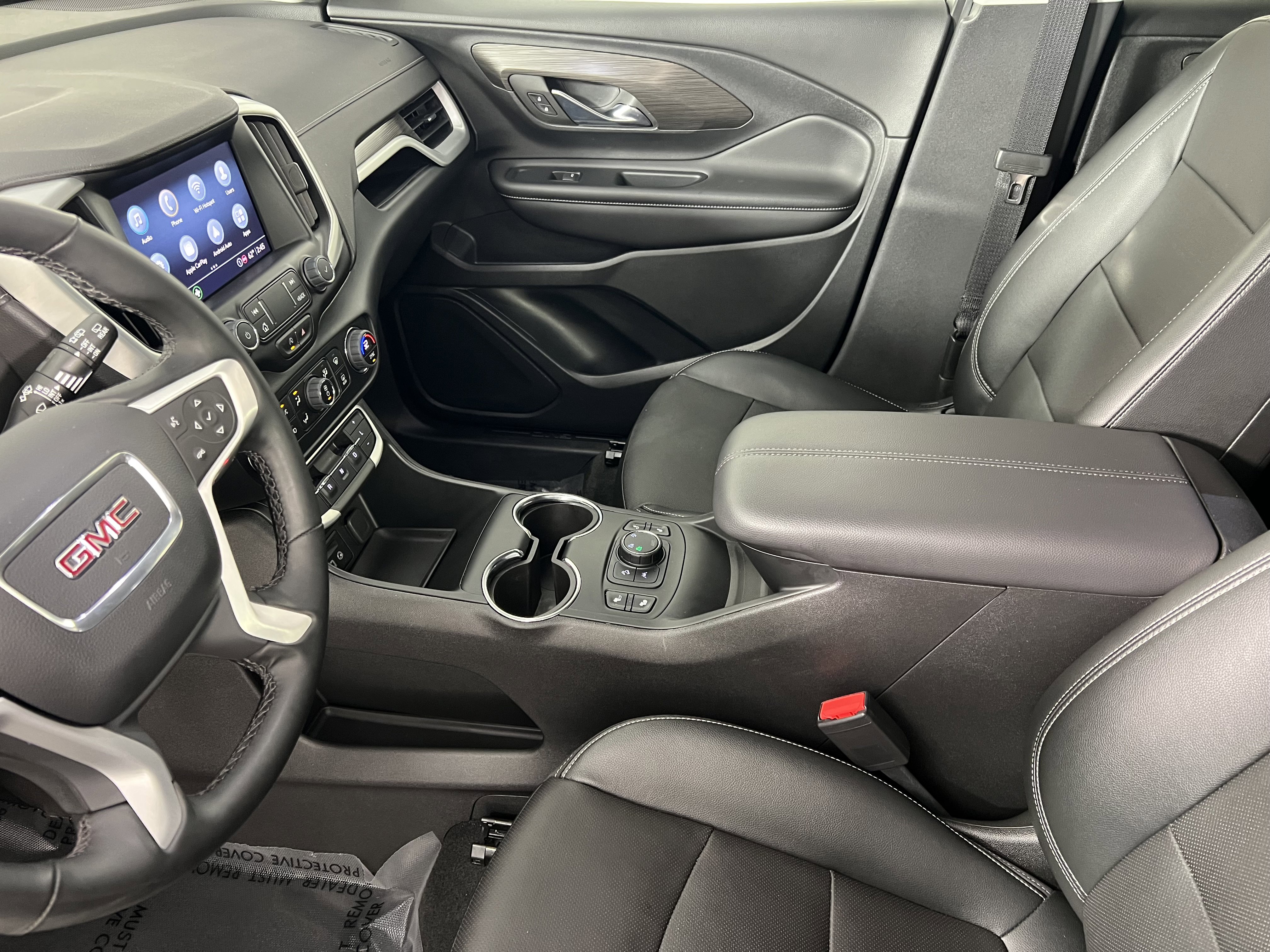 Used 2023 GMC Terrain SLT AWD/4WD image 4